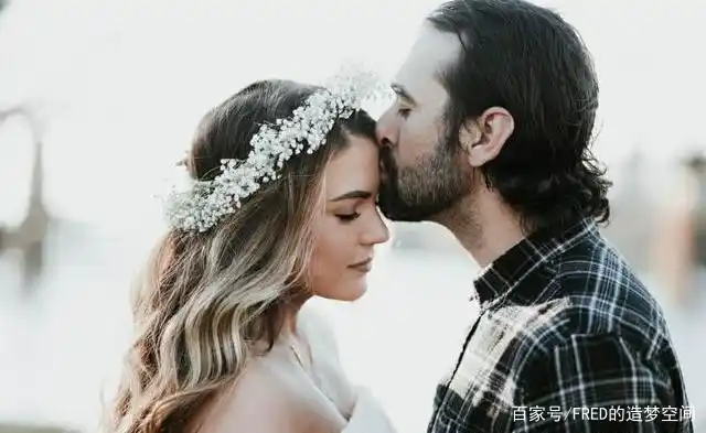100种姿势摆拍双人_情侣摄影姿势分享_情侣摄影创意