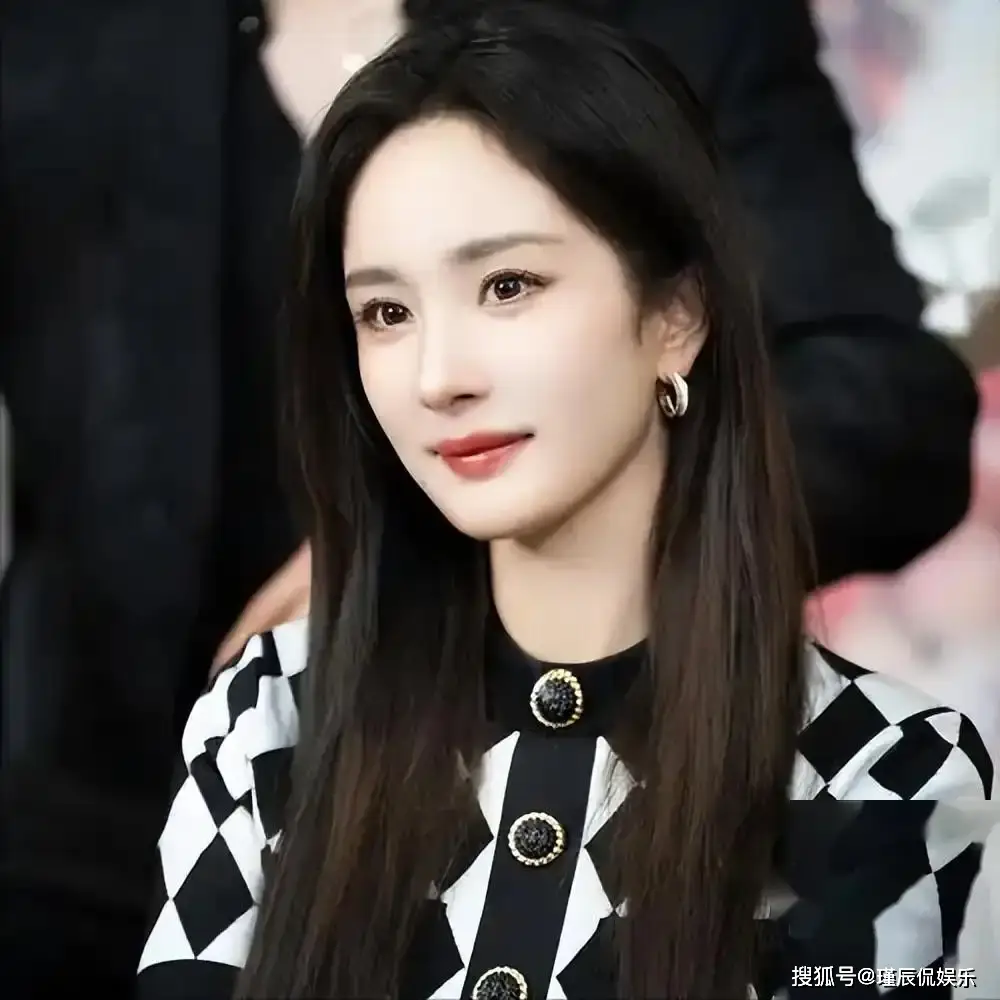 赵露思经纪公司对抗虚假助农_明星私底黑料其他明星知道吗,_娱乐圈明星私生活风波